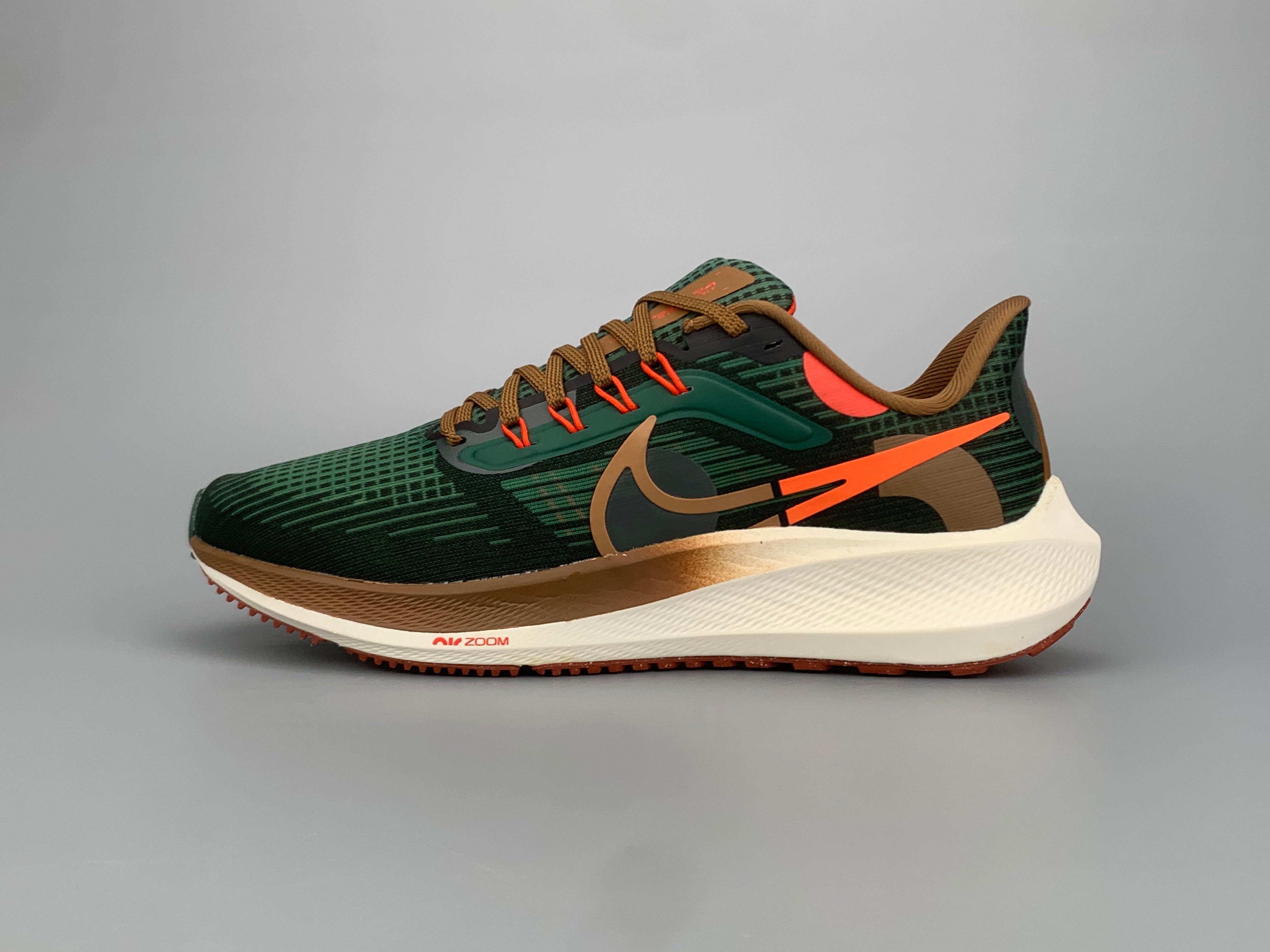 Nike Air Zoom Pegasus 39 - Verde/Marrom