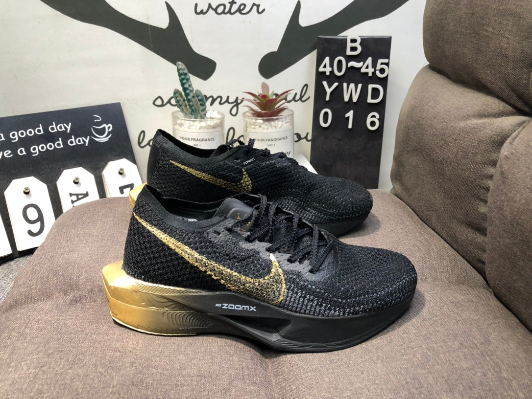 Nike Air Zoom X Vaporfly 3 - Preto/Laranja