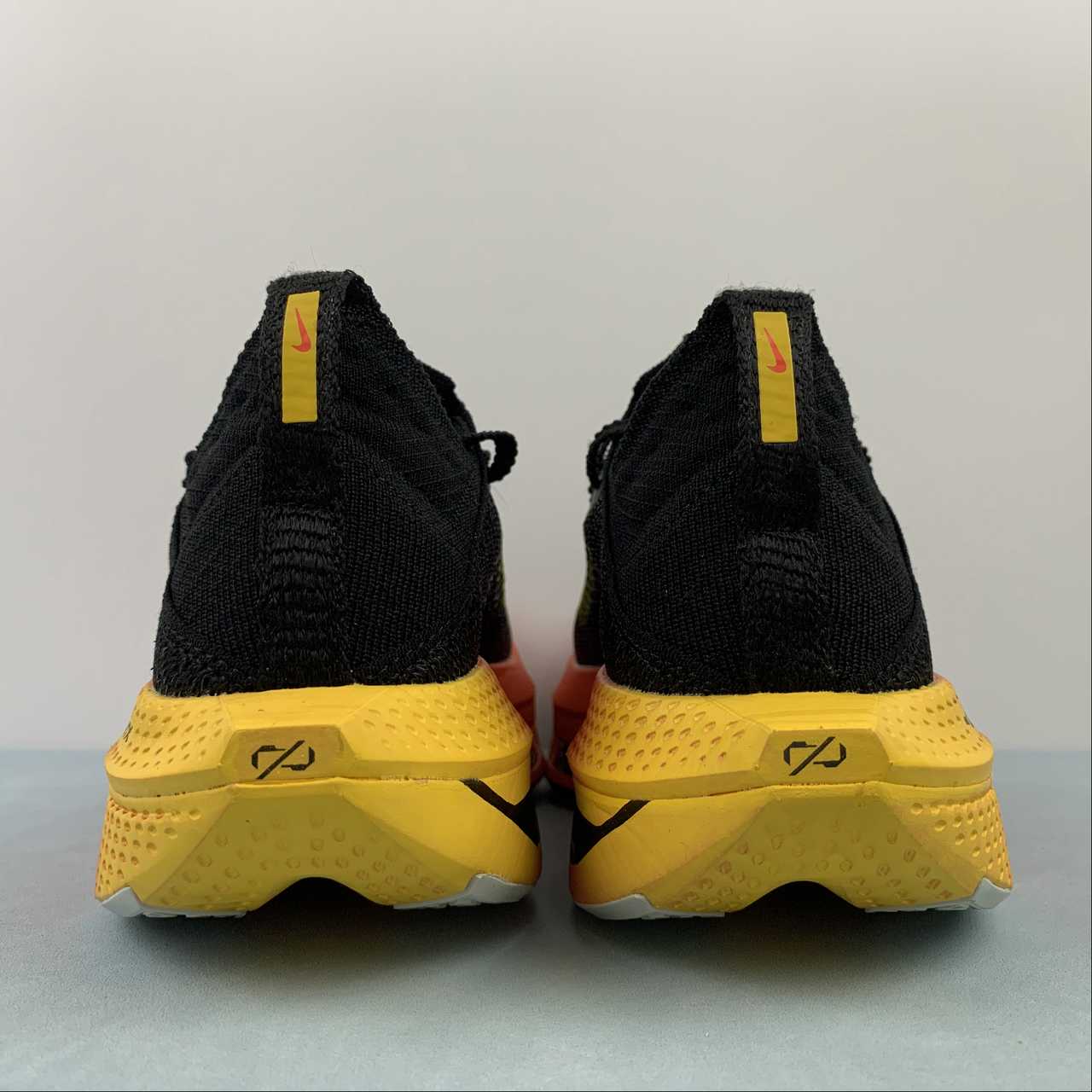 Nike Air ZoomX Alphafly Next 2 - Preto/Laranja