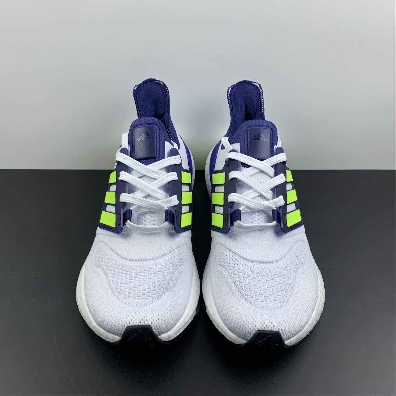 Adidas Ultraboost 22 - Azul/Verde