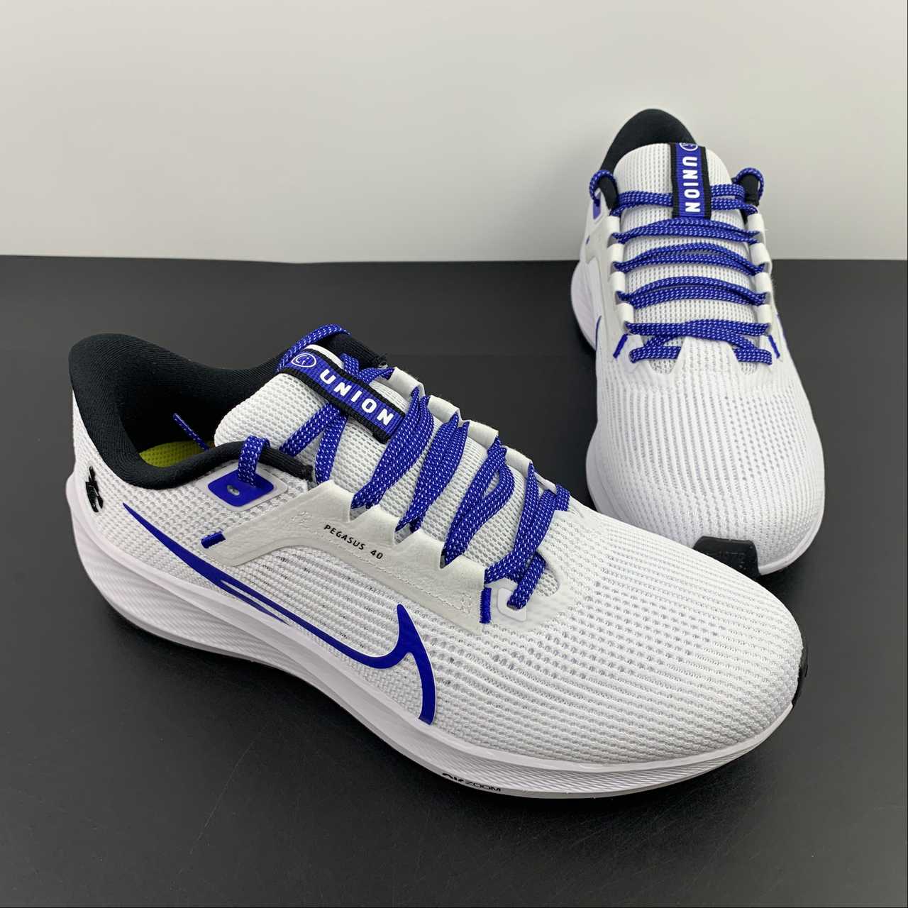 Nike Air Zoom Pegasus 40 - Branco/Azul/Preto