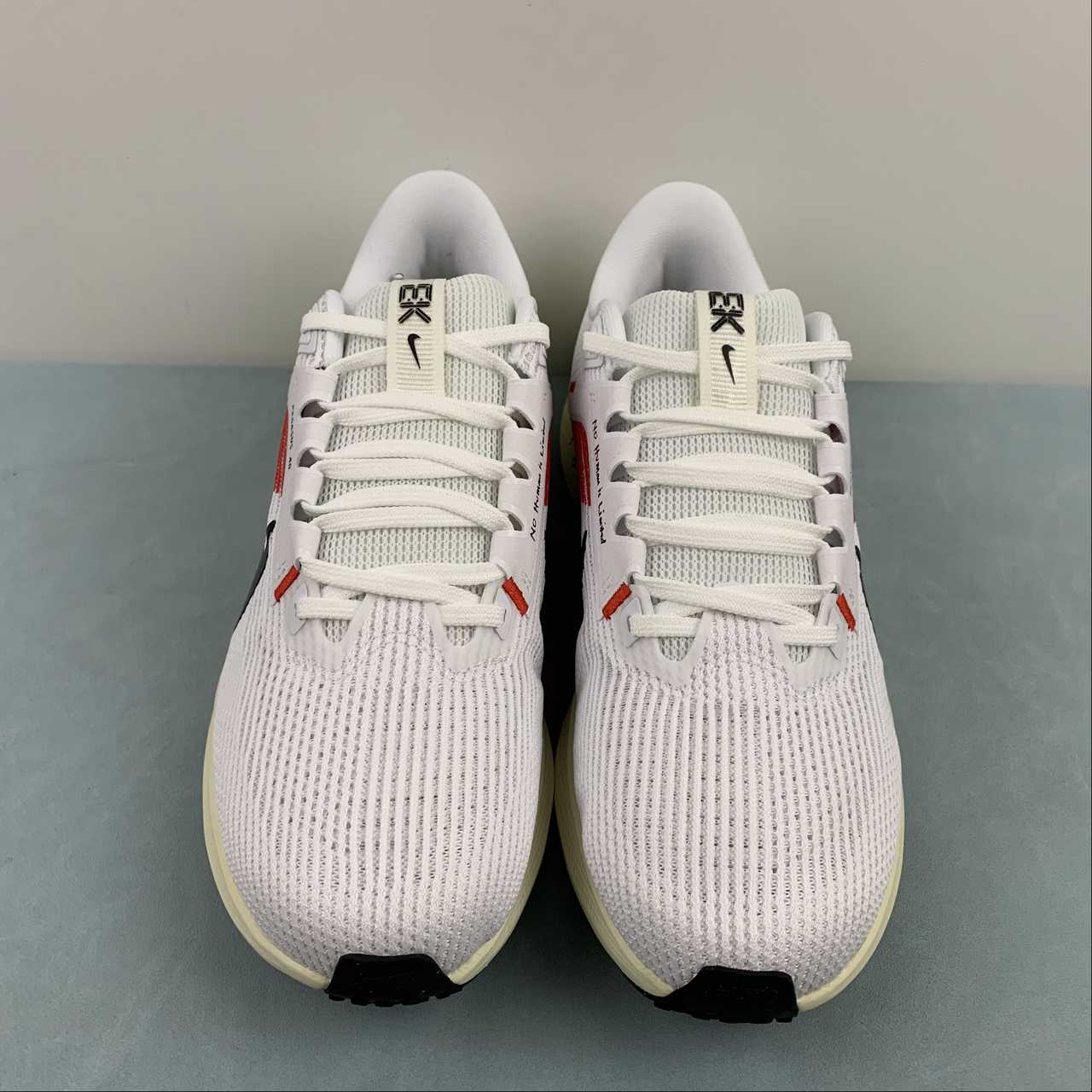 Nike Air Zoom Pegasus 40 - Branco/Preto/Vermelho