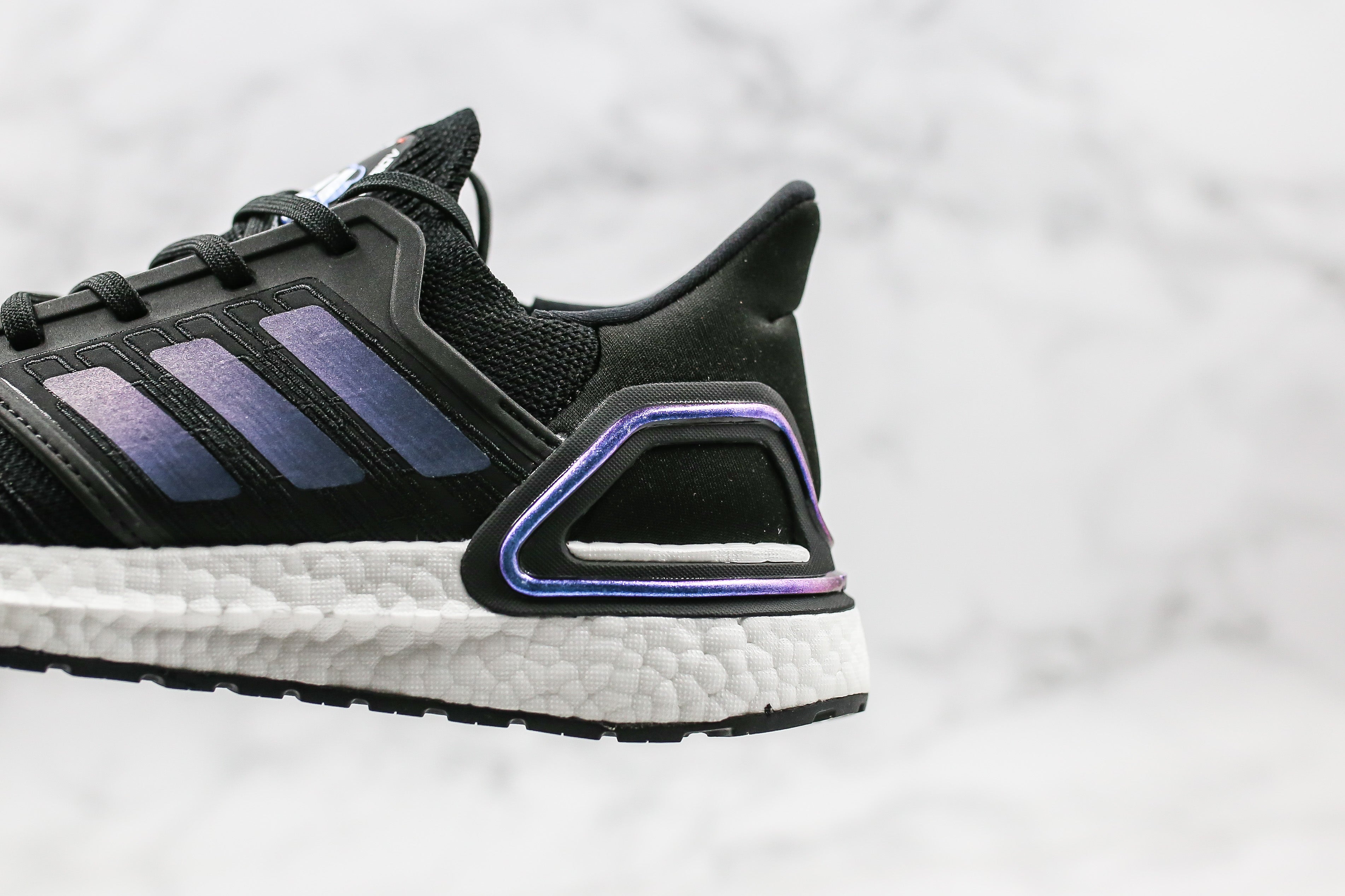 Adidas Ultraboost 20 - Preto/Roxo