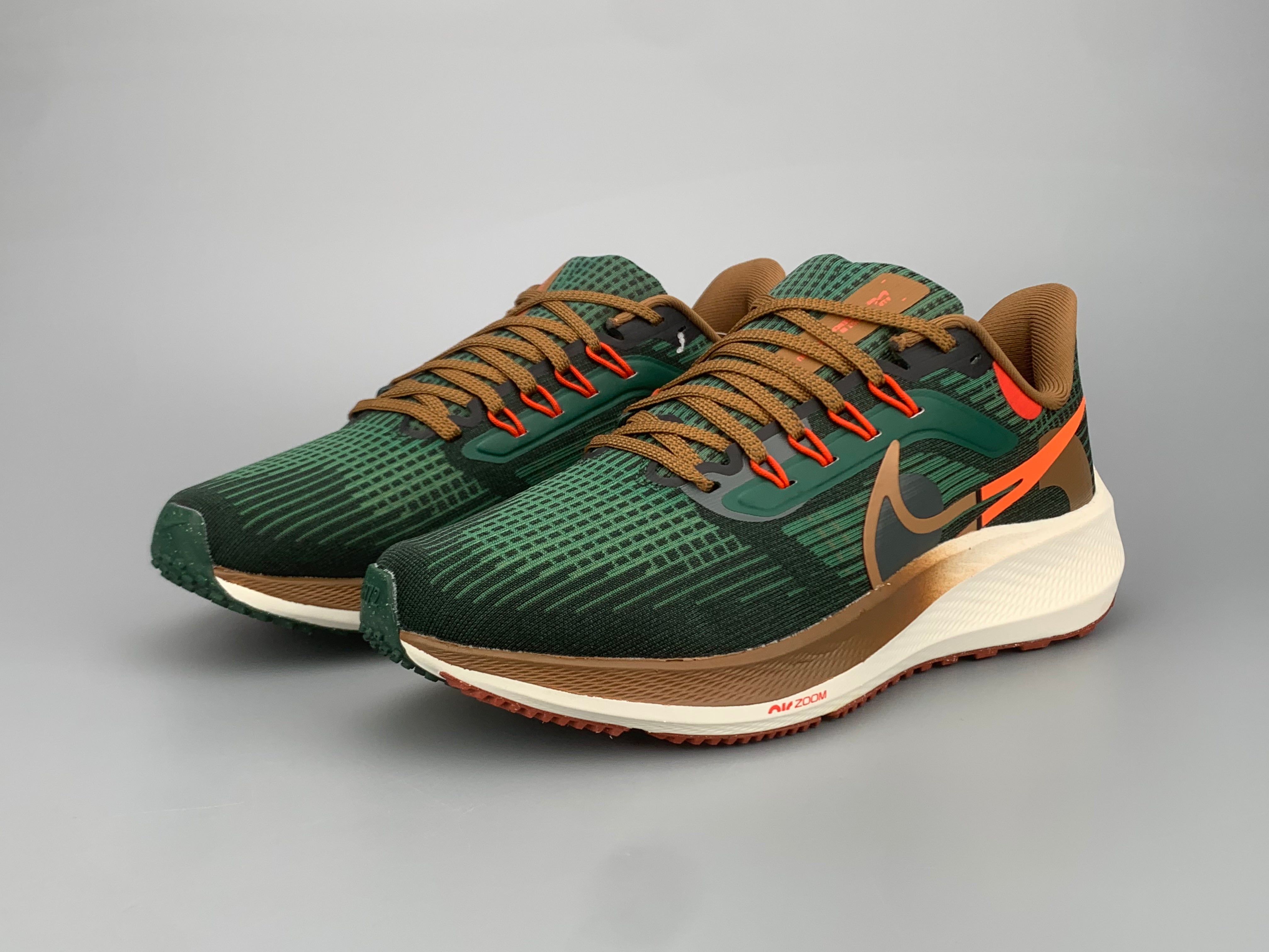 Nike Air Zoom Pegasus 39 - Verde/Marrom