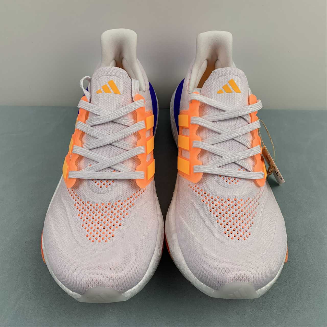 Adidas Ultraboost Light 23 - Cinza/Laranja/Roxo