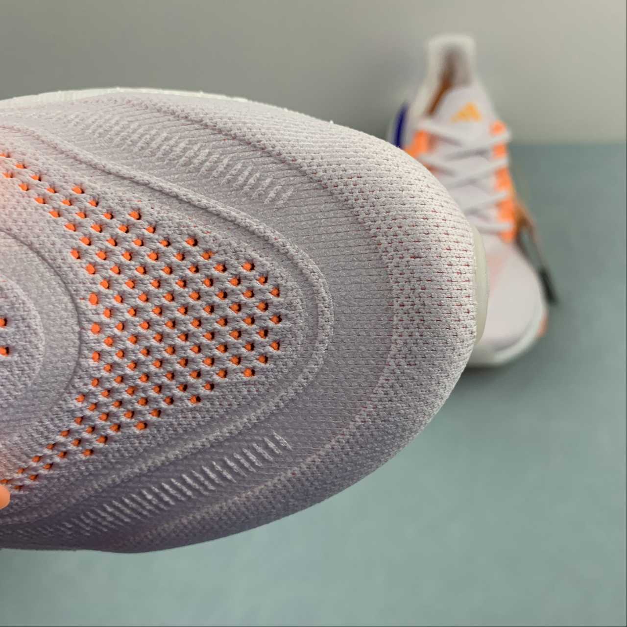 Adidas Ultraboost Light 23 - Cinza/Laranja/Roxo