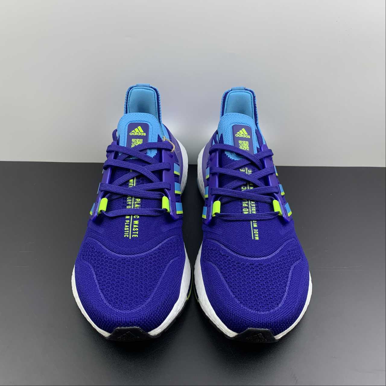 Adidas Ultraboost 22 - Roxo/Azul
