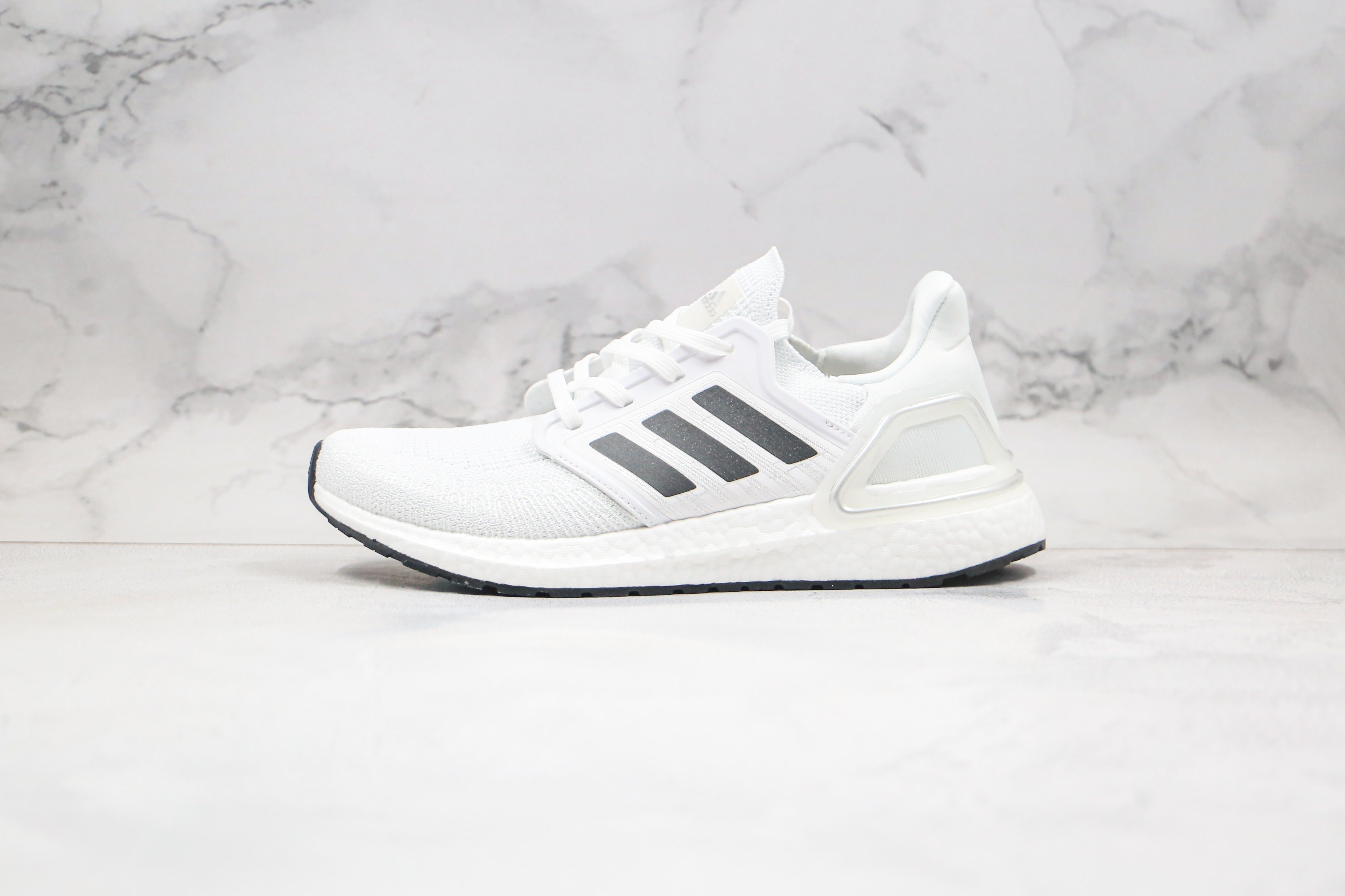 Adidas Ultraboost 20 - Branco/Cinza