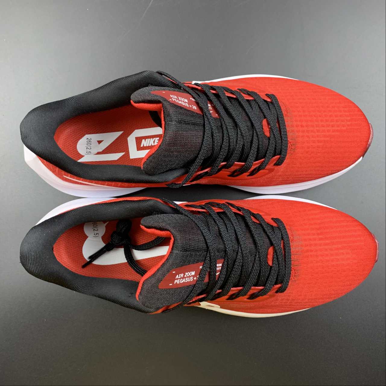 Nike Air Zoom Pegasus 39 - Vermelho/Preto