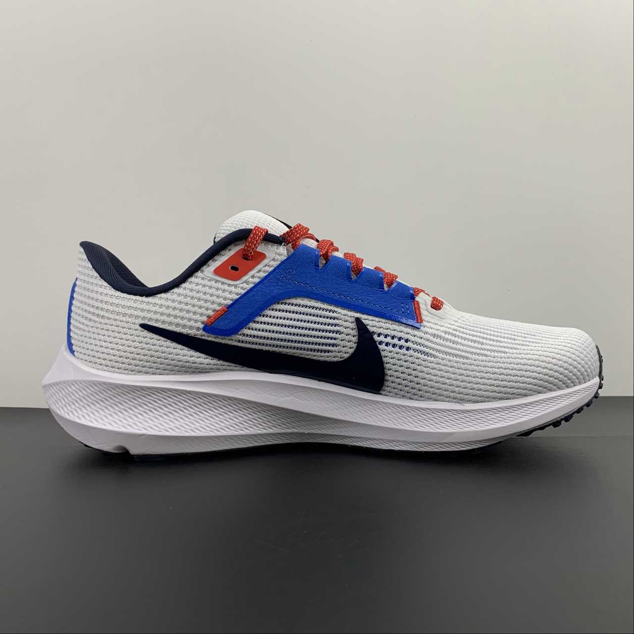 Nike Air Zoom Pegasus 40 - Branco/Azul/Laranja 2
