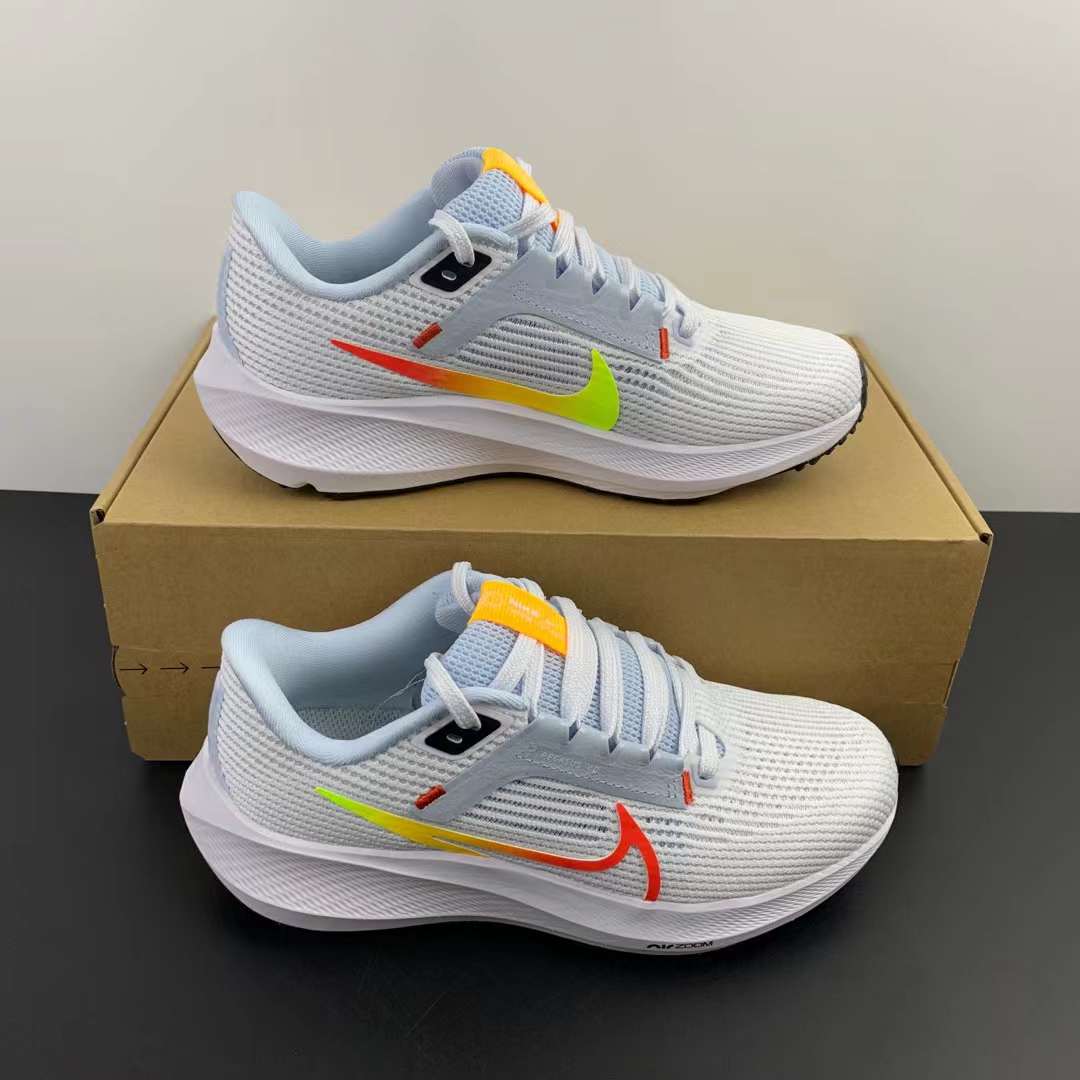 Nike Air Zoom Pegasus 40 - Branco/Laranja