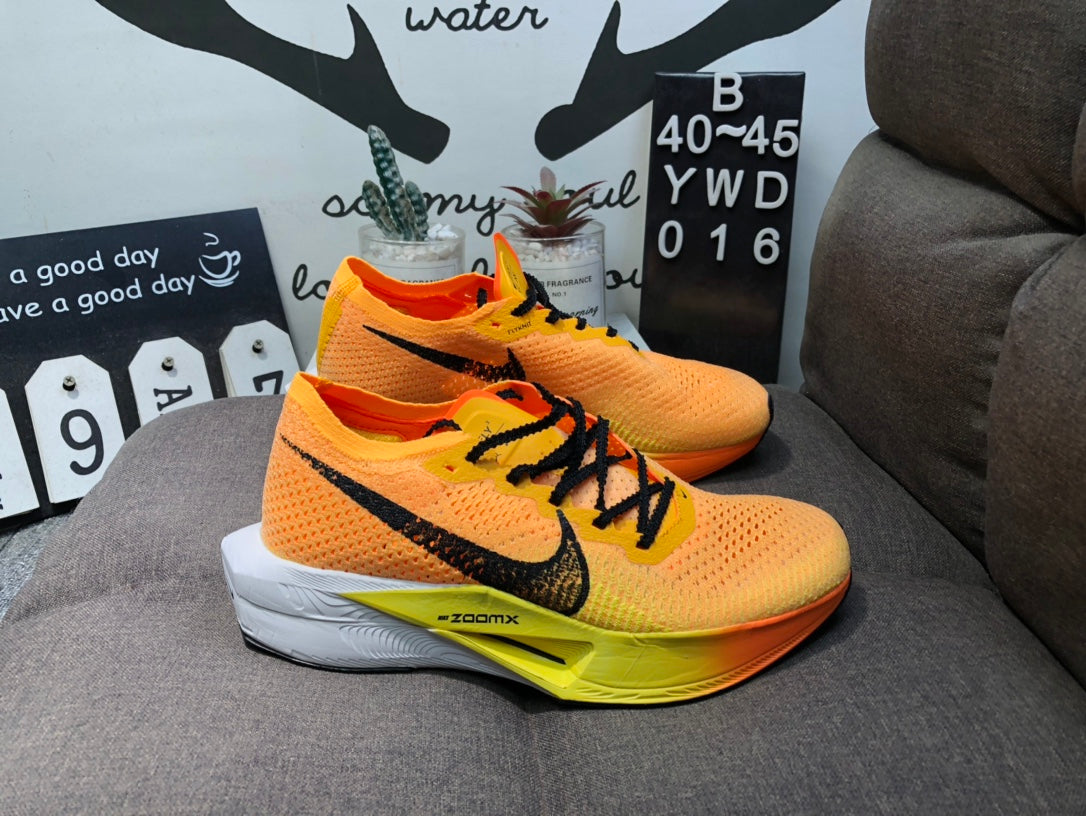 Nike Air Zoom X Vaporfly 3 - Laranja
