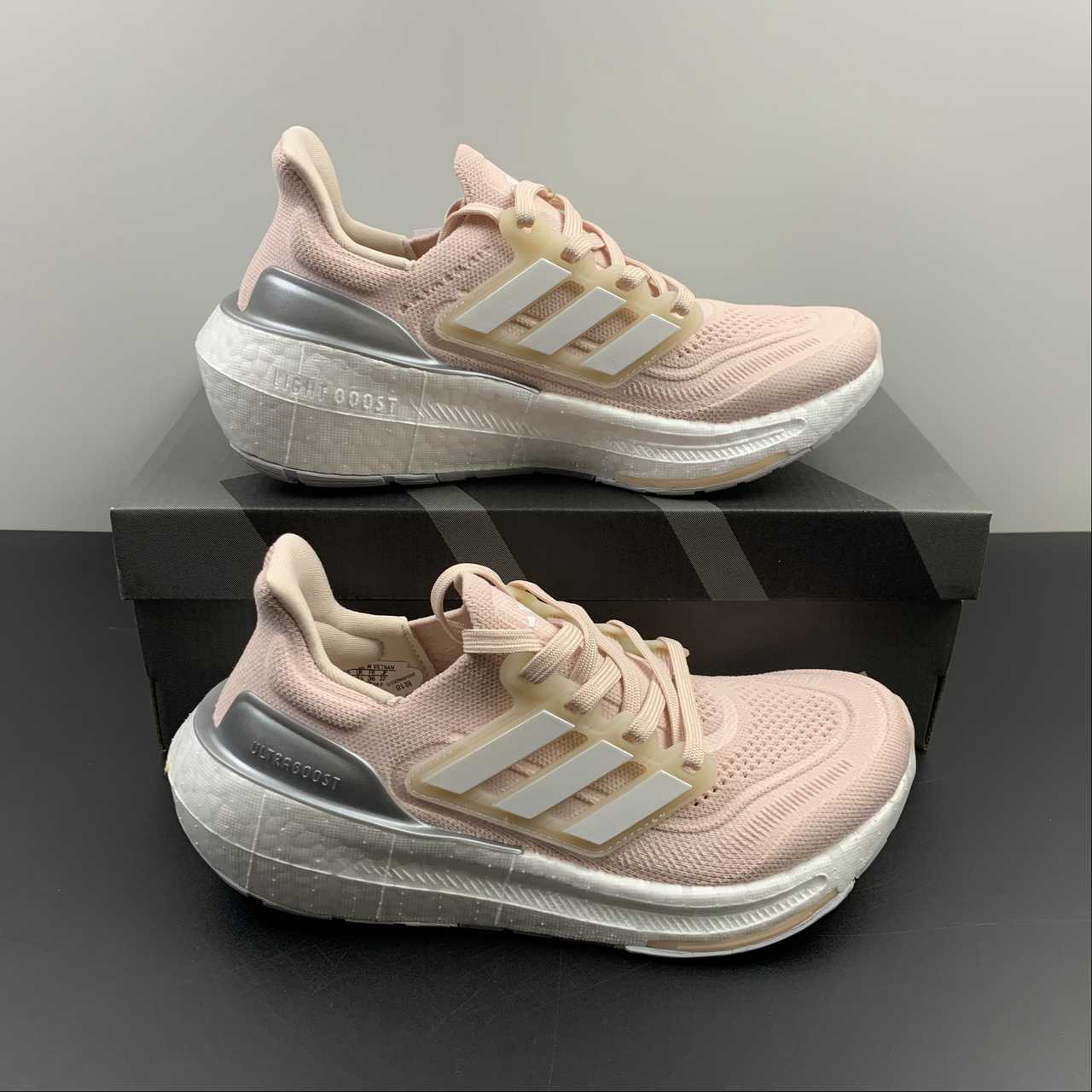 Adidas Ultraboost Light 23 - Rose