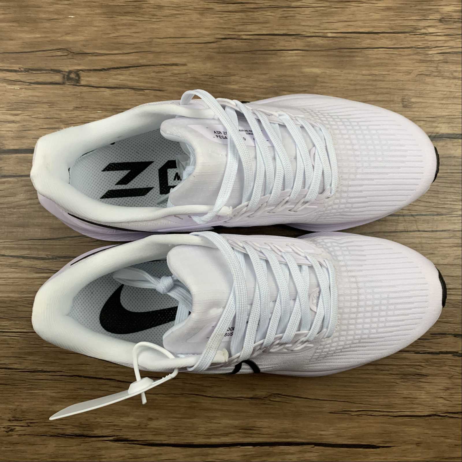 Nike Air Zoom Pegasus 39 - Branco/Preto