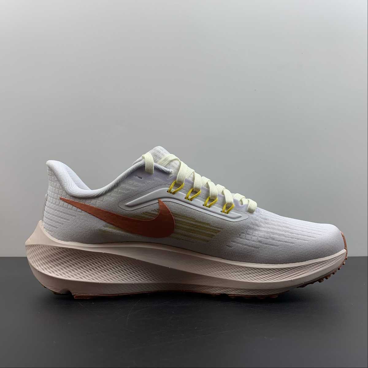 Nike Air Zoom Pegasus 39 - Branco/Laranja