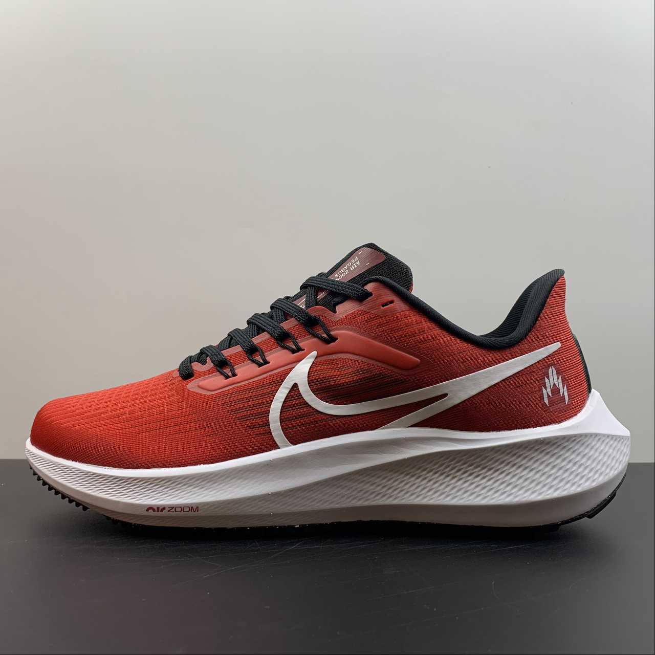 Nike Air Zoom Pegasus 39 - Vermelho/Preto
