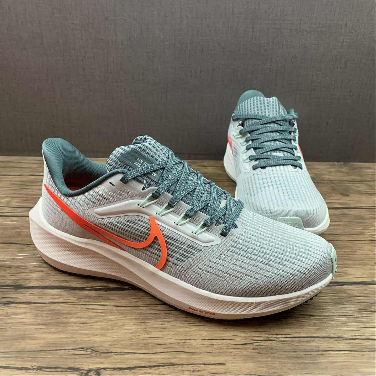 Nike Air Zoom Pegasus 39 - Cinza/Laranja