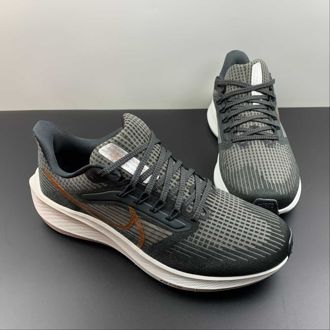 Nike Air Zoom Pegasus 39 - Cinza Escuro