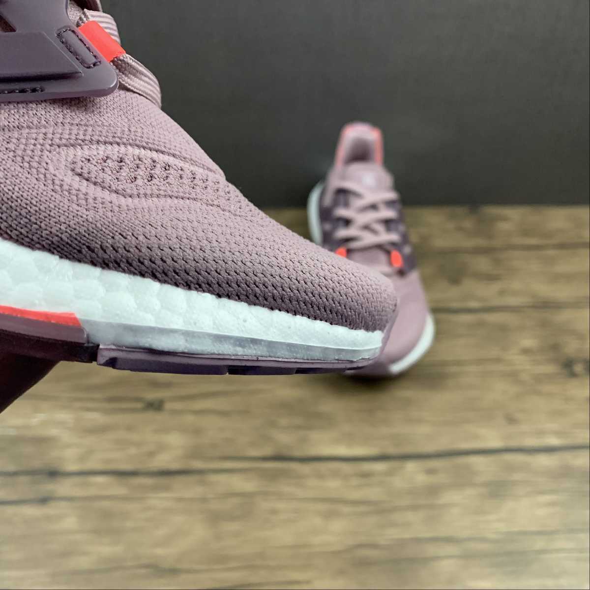 Adidas Ultraboost 22 'Magic Mauve' Roxo