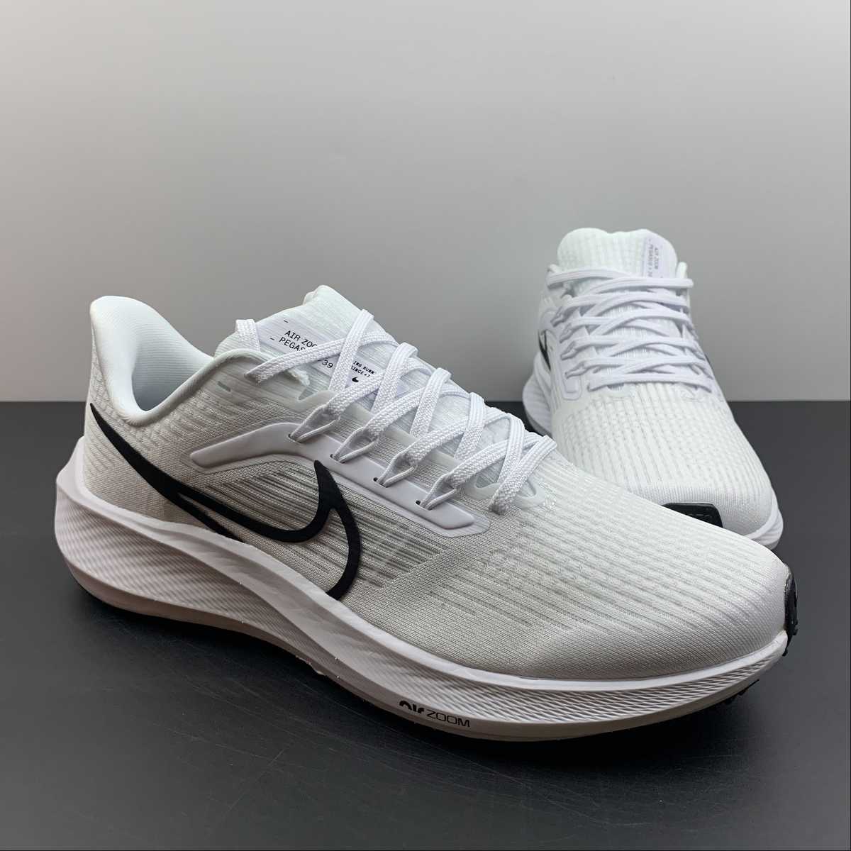 Nike Air Zoom Pegasus 39 - Branco/Preto