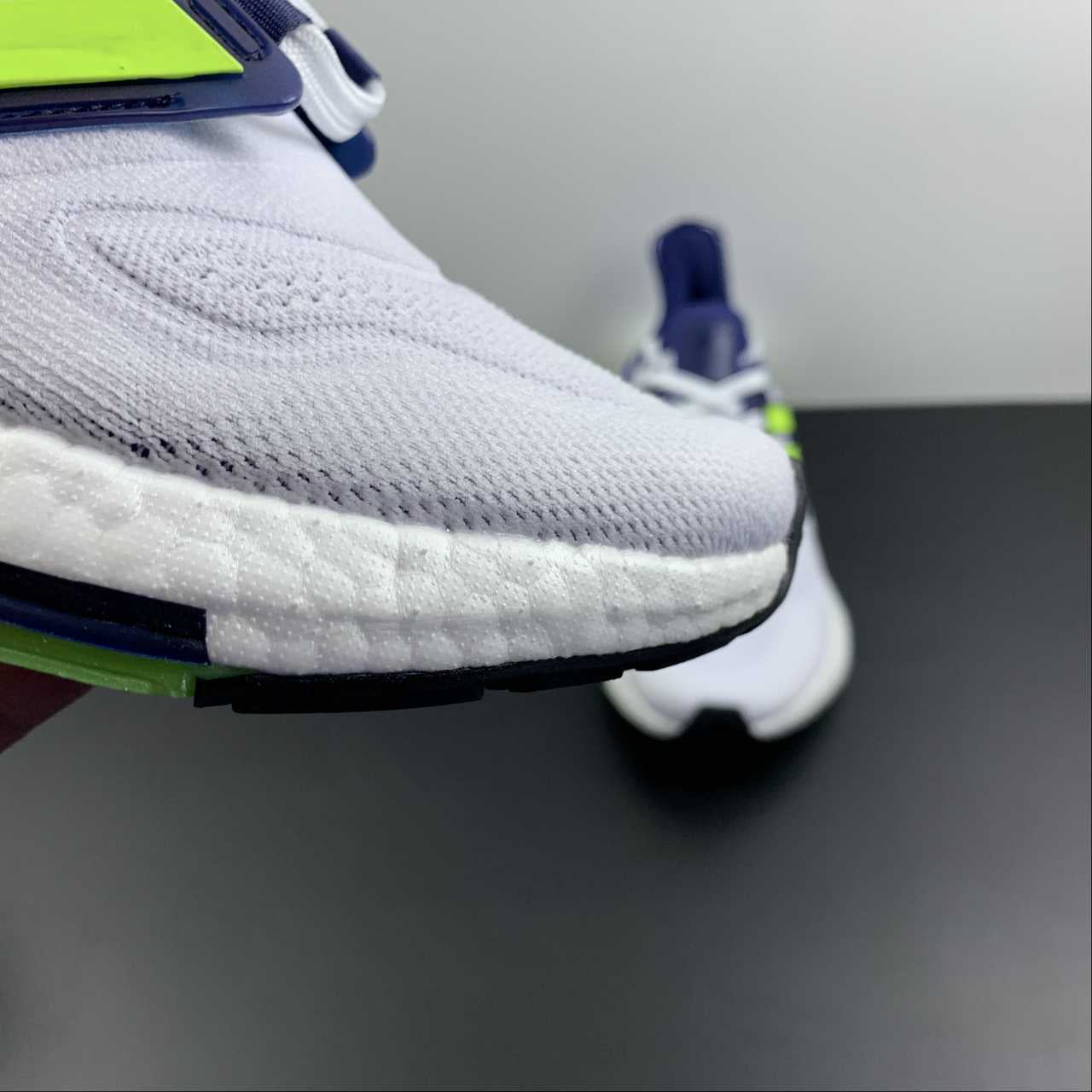 Adidas Ultraboost 22 - Azul/Verde