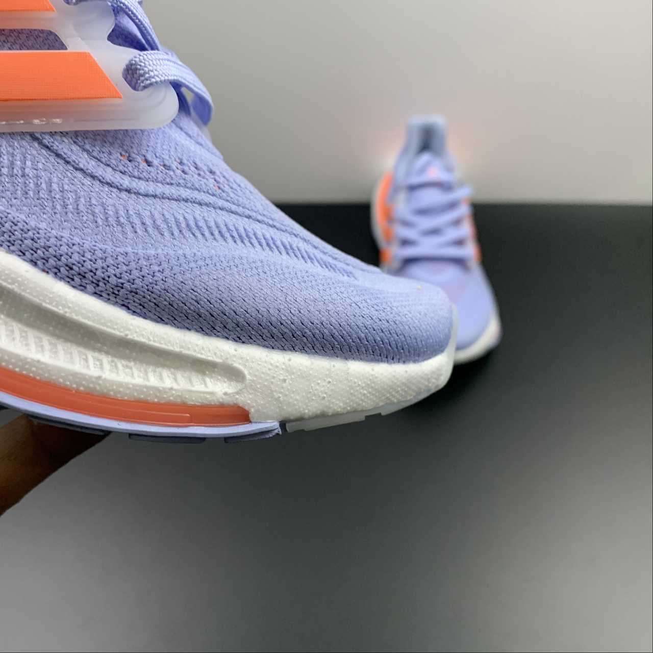 Adidas Ultraboost Light 23 - Lilás/Laranja