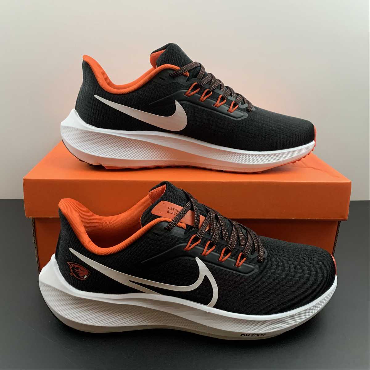 Nike Air Zoom Pegasus 39 - Preto/Laranja