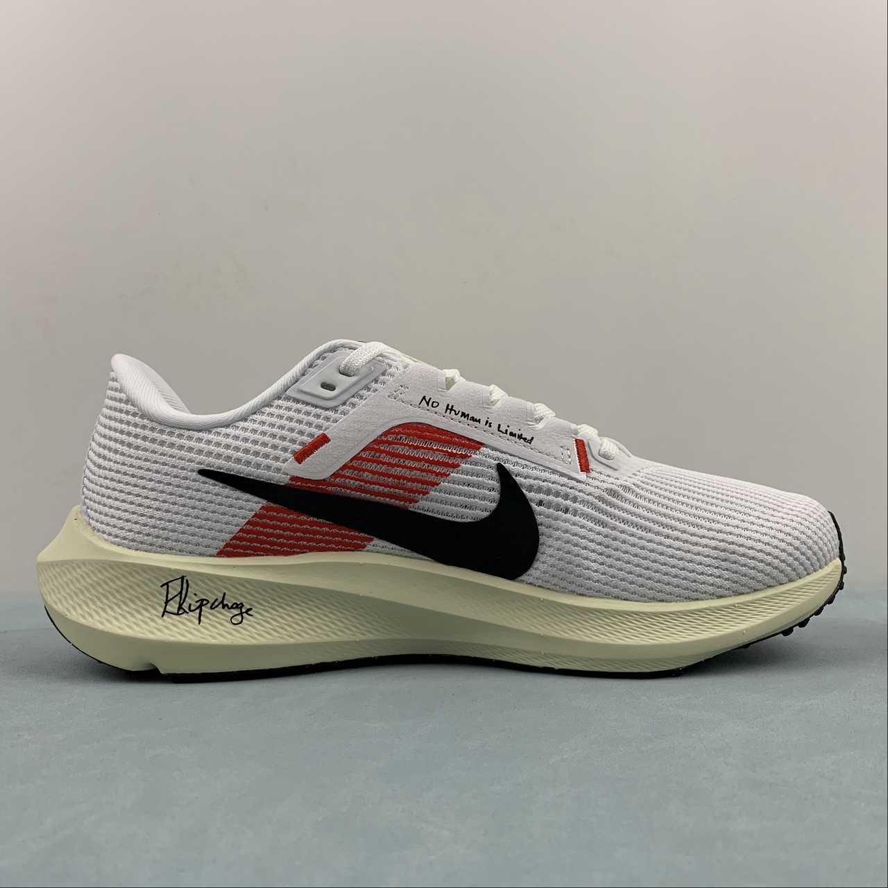Nike Air Zoom Pegasus 40 - Branco/Preto/Vermelho
