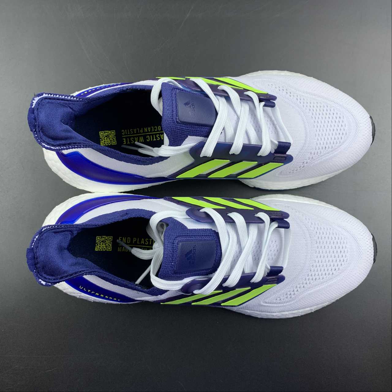Adidas Ultraboost 22 - Azul/Verde