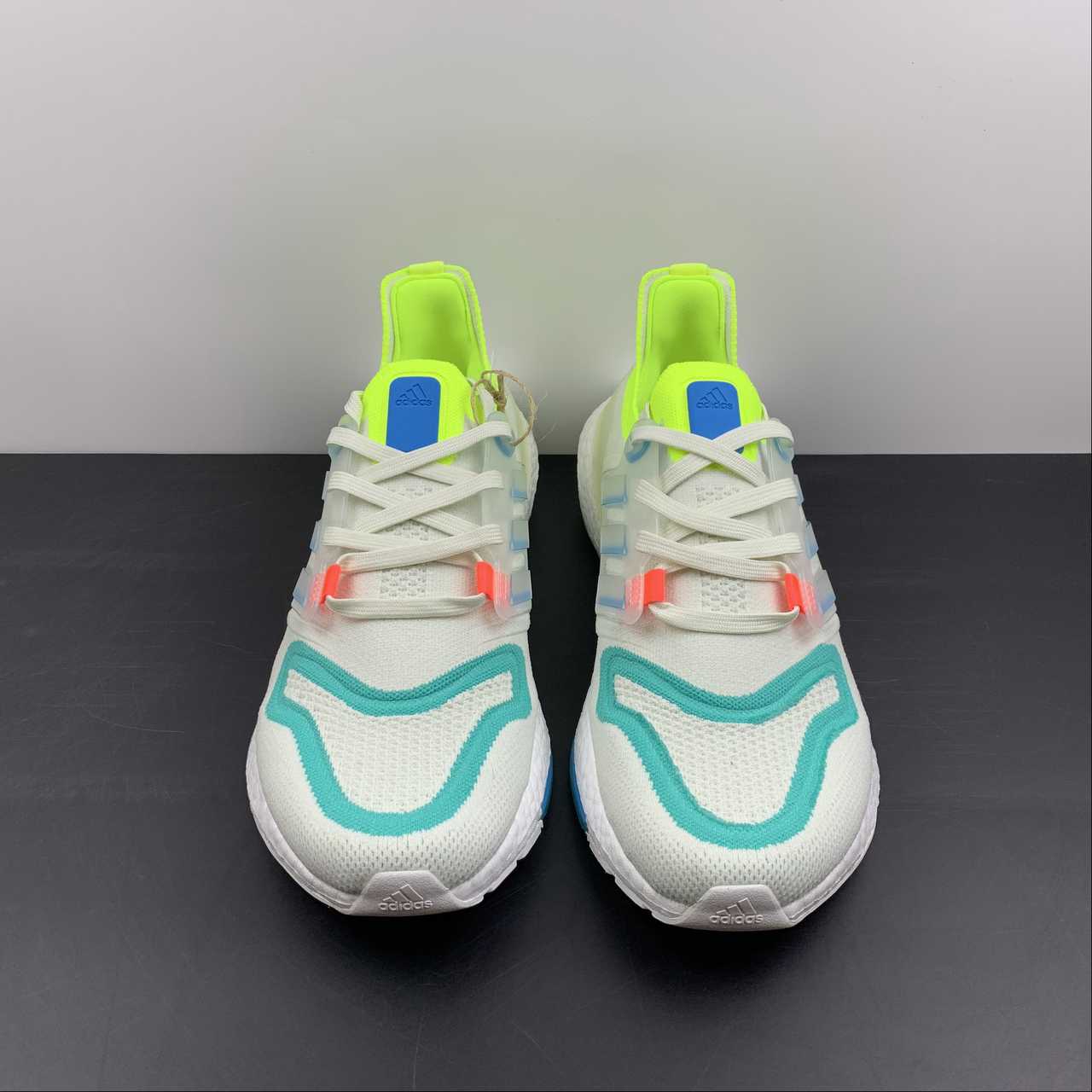 Adidas Ultraboost 22 - Cinza/Verde