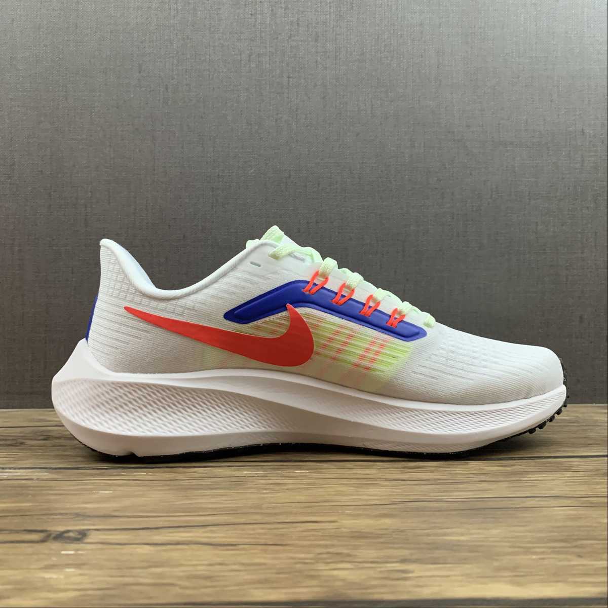 Nike Air Zoom Pegasus 39 - Branco/Azul/Laranja