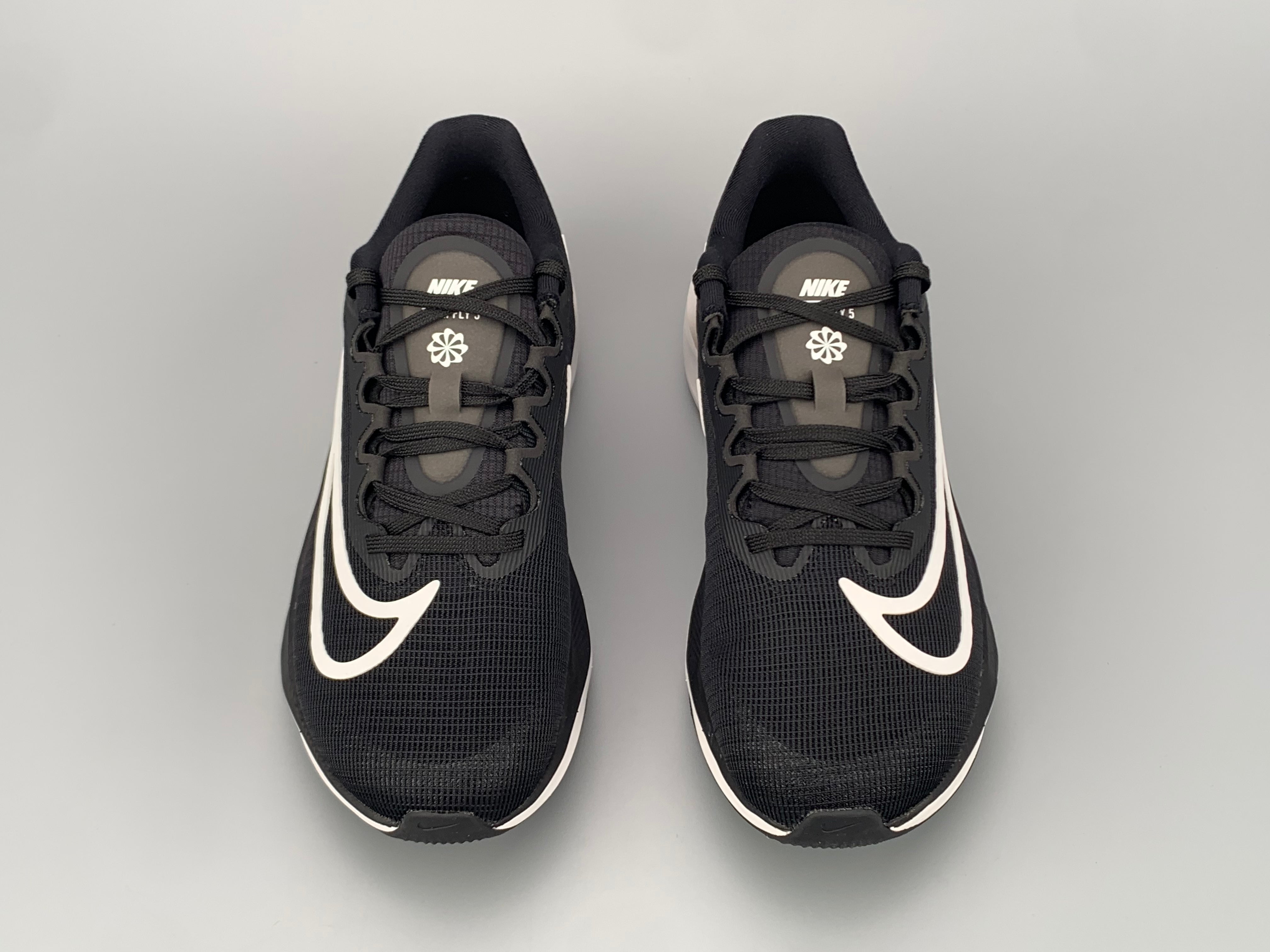 Nike Air ZoomX Fly 5 - Preto/Branco 2