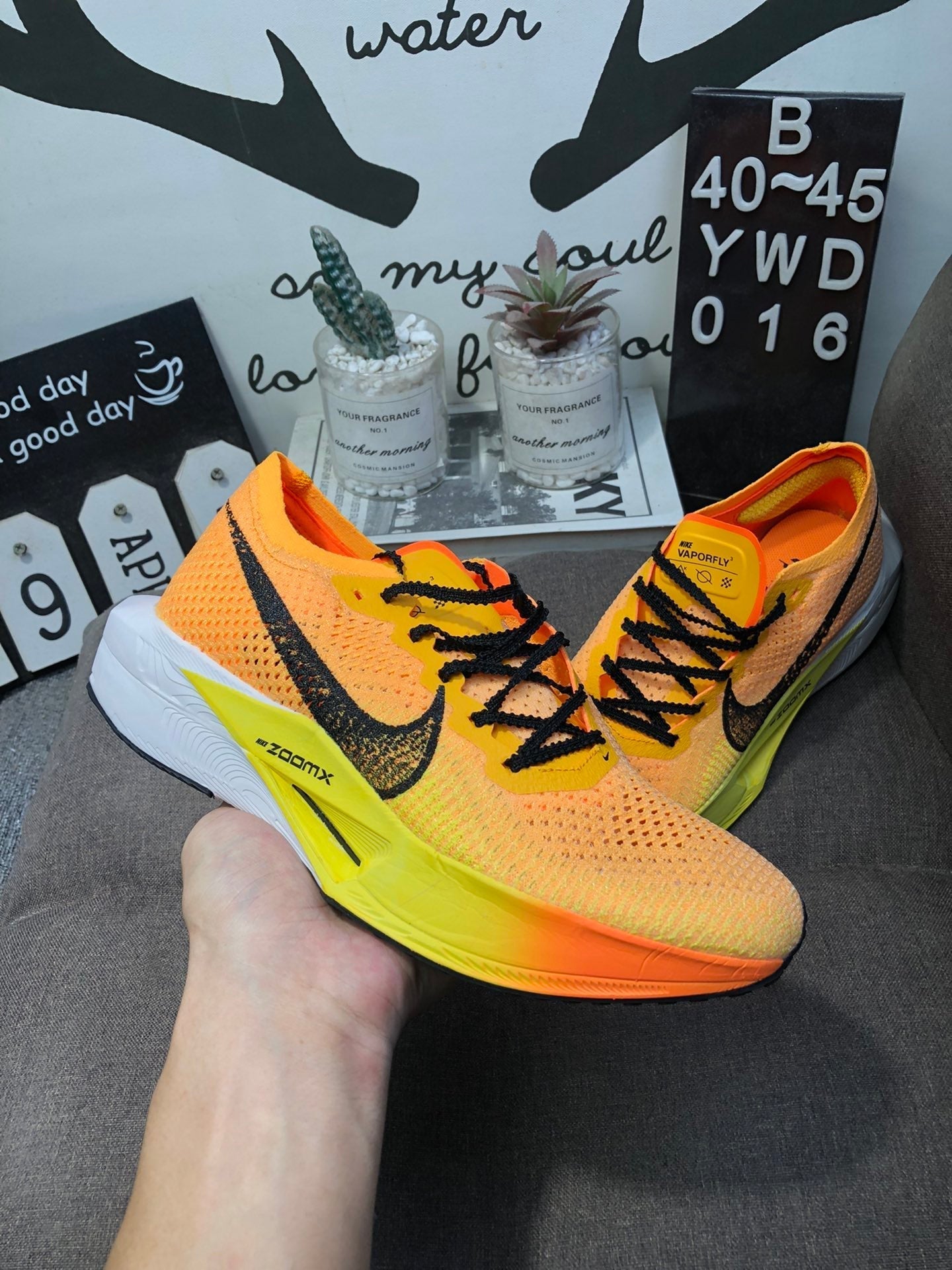 Nike Air Zoom X Vaporfly 3 - Laranja