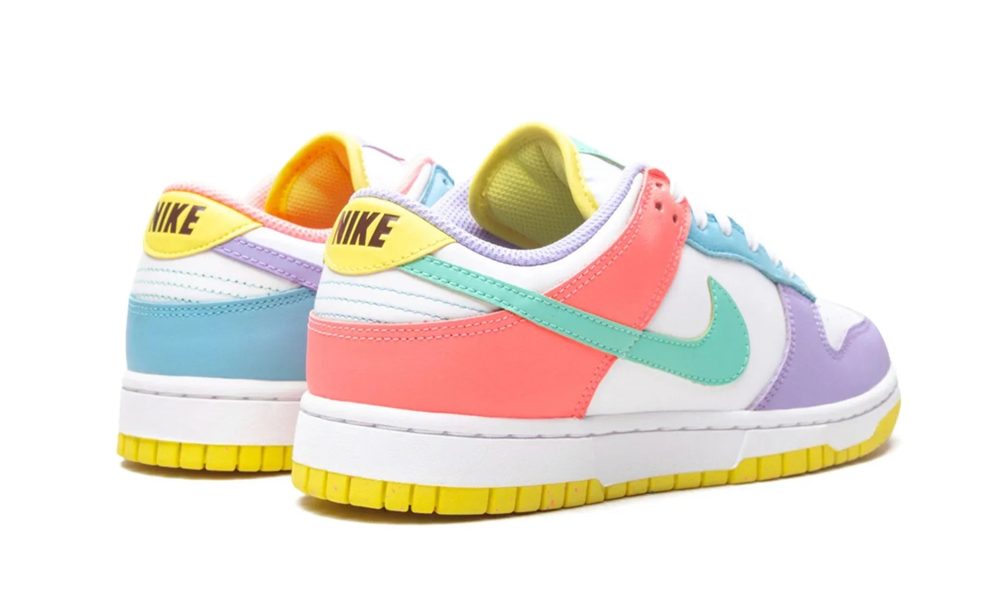 Tênis Nike Dunk Low Feminino "Easter" Colorido