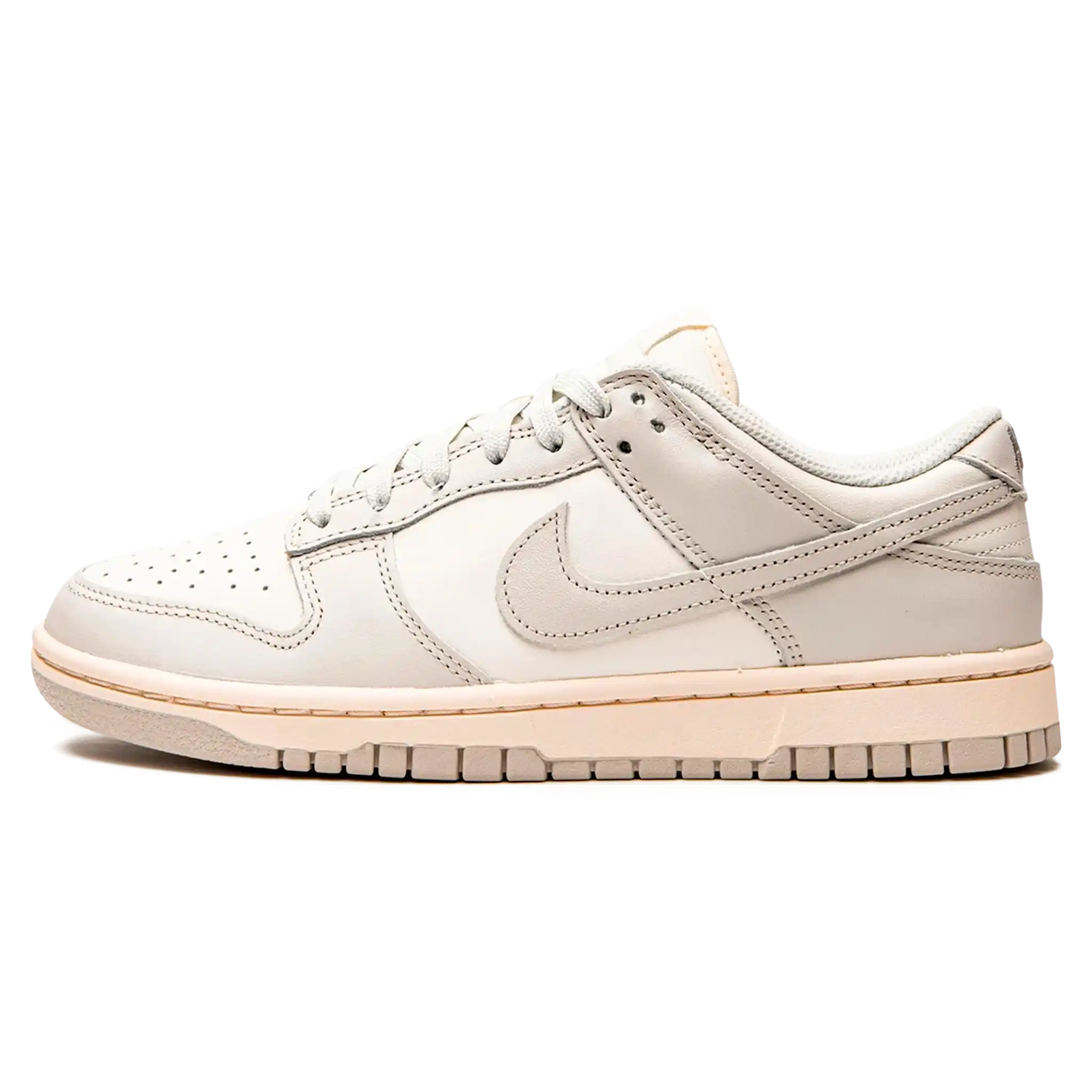 Tênis Nike Dunk Low Feminino "Light Bone" Cinza