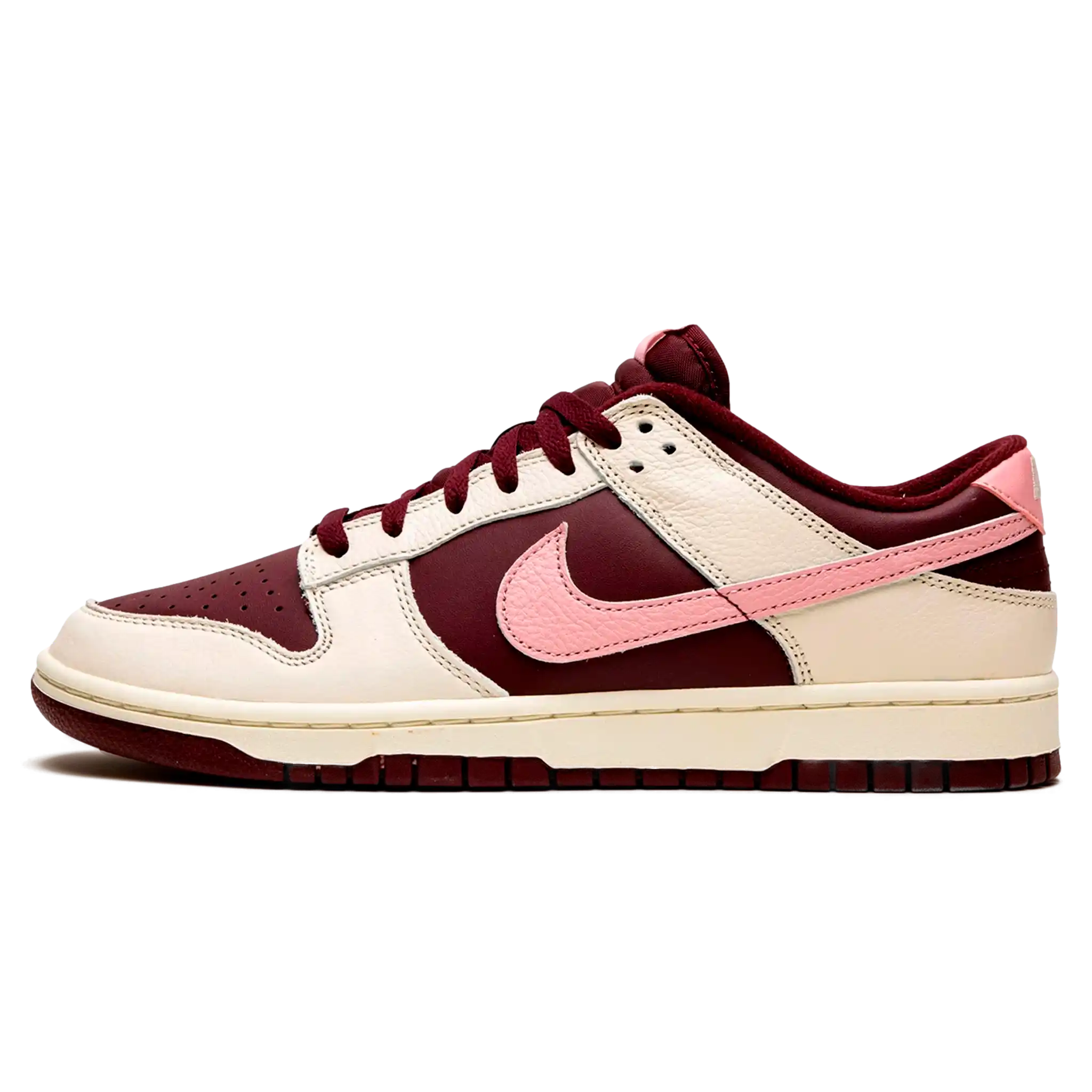 Tênis Nike Dunk Low Feminino "Valentine's Day" Bordô