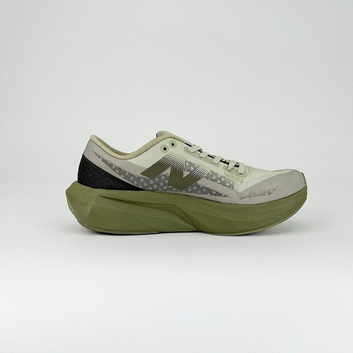 New Balance FuelCell Rebel V4 - Verde Militar