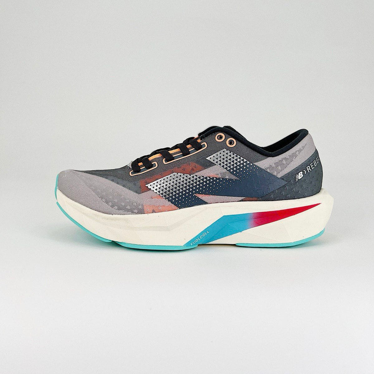 New Balance FuelCell Rebel V4 - Cinza/Azul