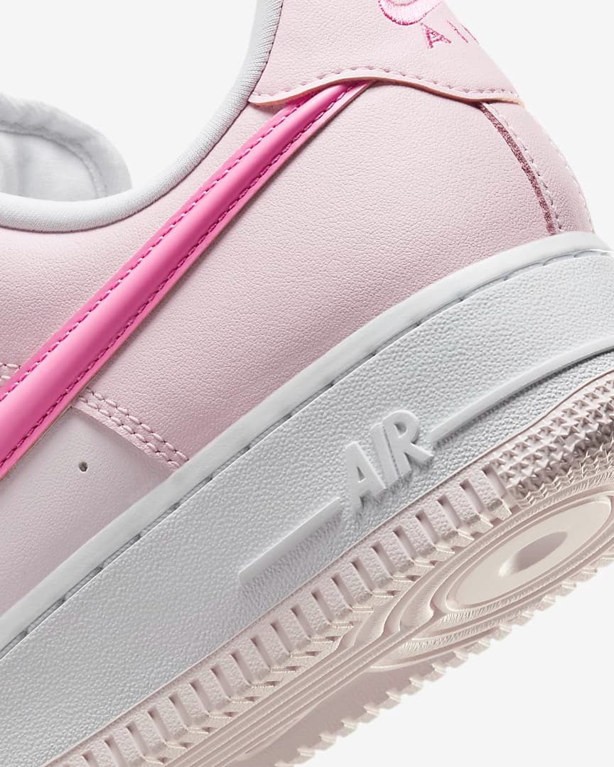 Tênis Nike Air Force 1' 07 Lx Paw Print Rosa