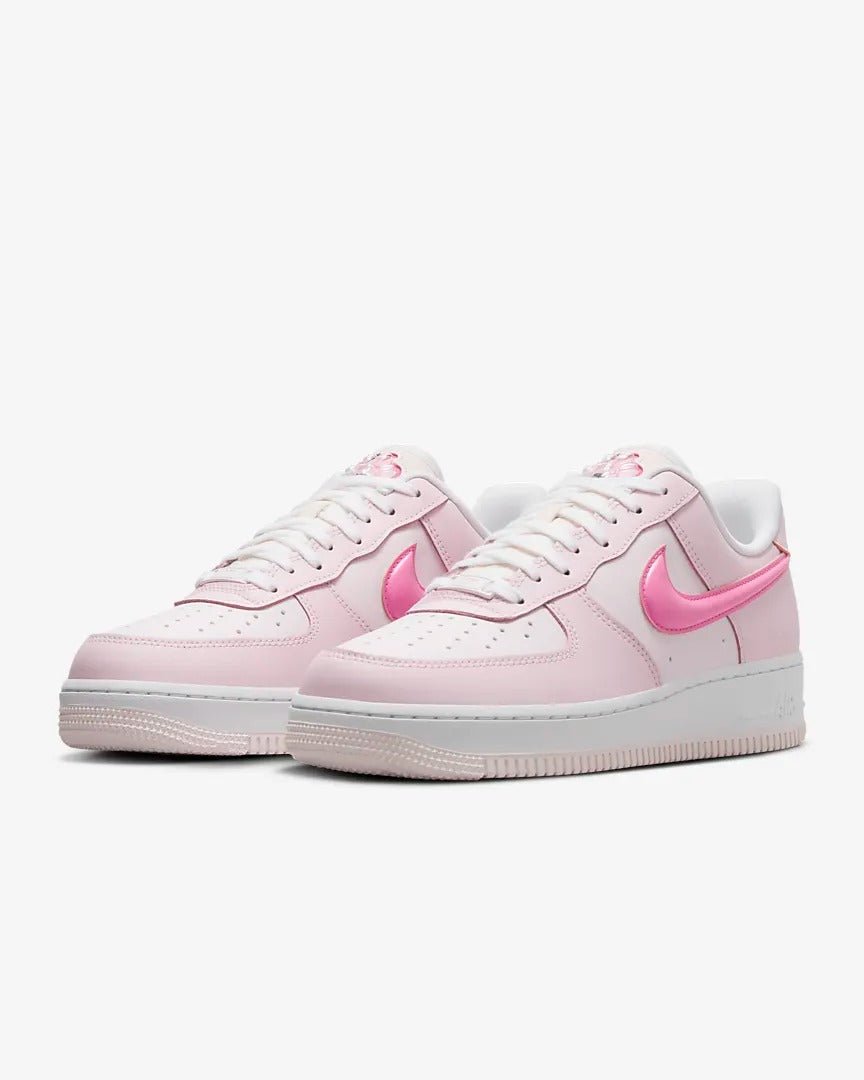 Tênis Nike Air Force 1' 07 Lx Paw Print Rosa
