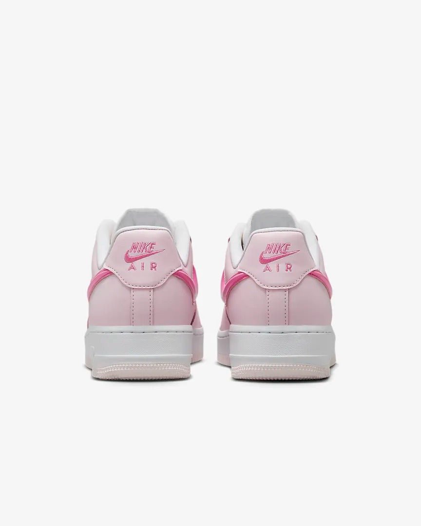 Tênis Nike Air Force 1' 07 Lx Paw Print Rosa