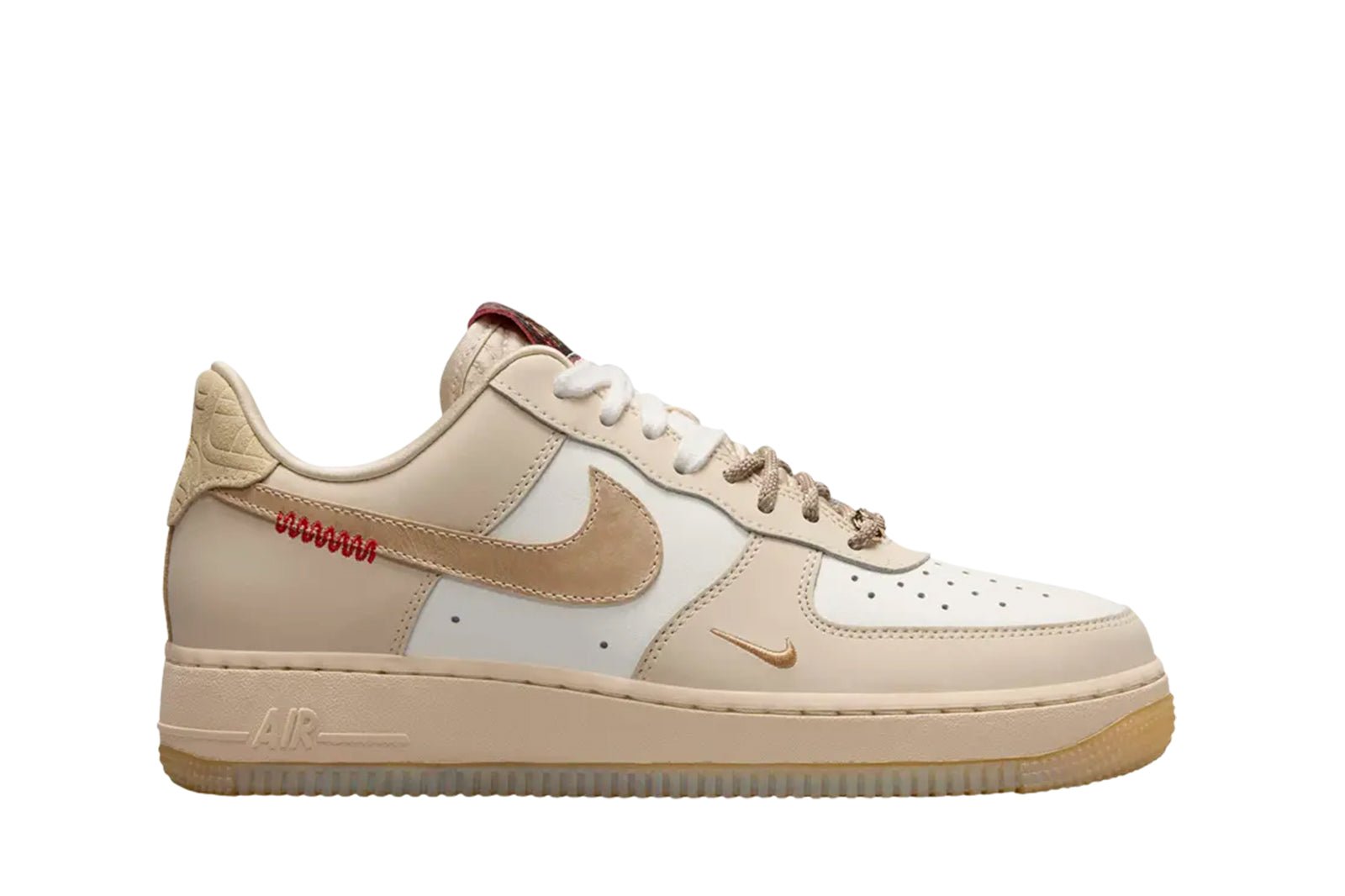 Tênis Nike Air Force 1 07 LX Year of Snake 2025 Bege