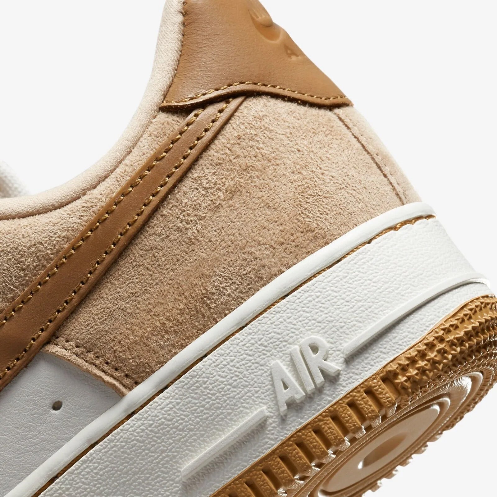 Tênis Nike Air Force 1 Low LXX "Vachetta Tan Flax" Marrom